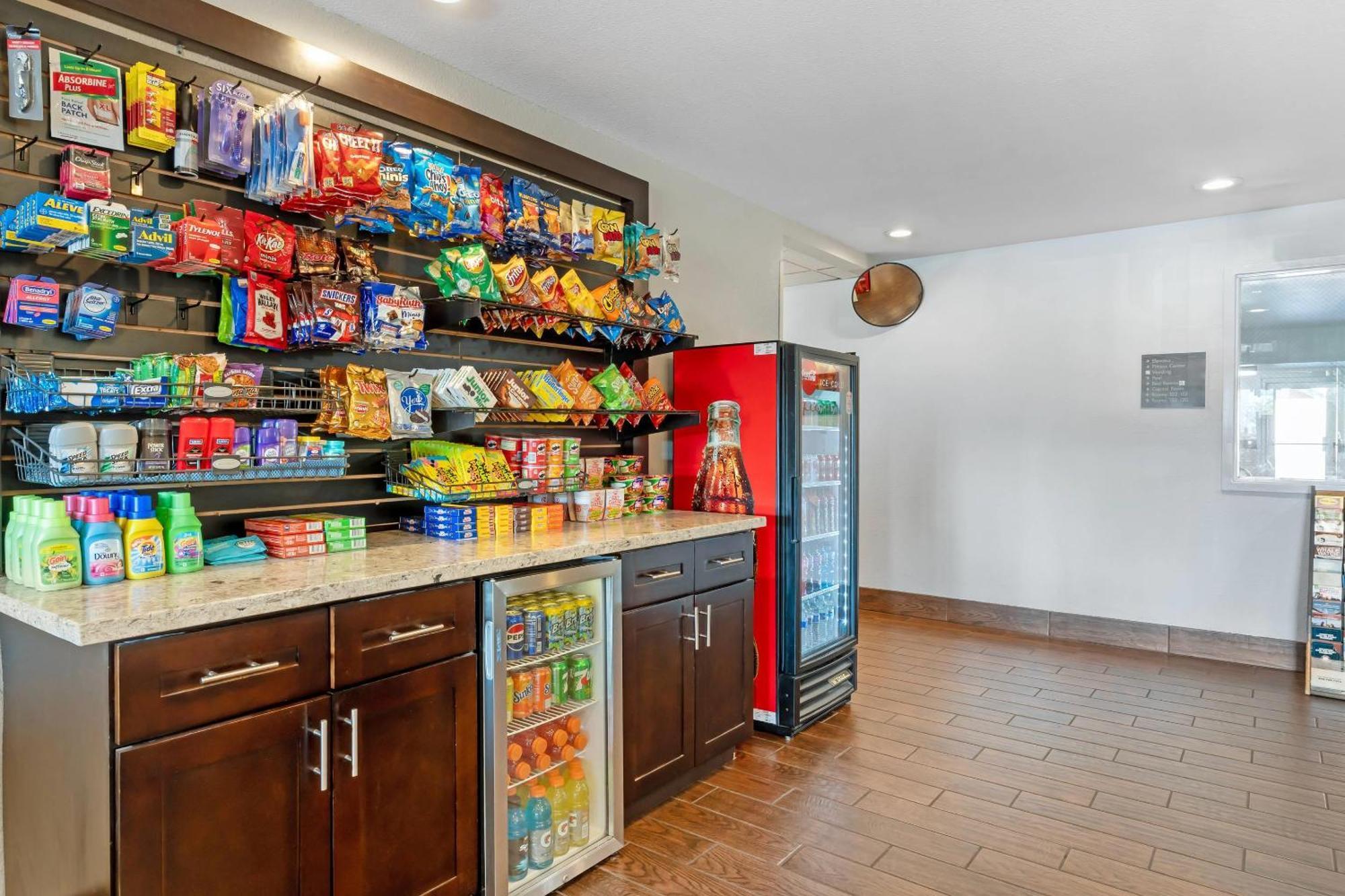 Comfort Inn & Suites Sacramento - University Area ภายนอก รูปภาพ