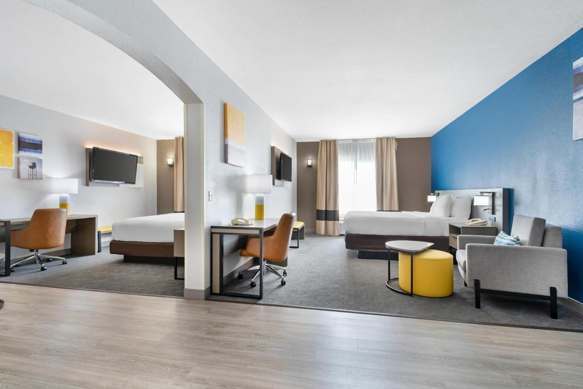 Comfort Inn & Suites Sacramento - University Area ภายนอก รูปภาพ